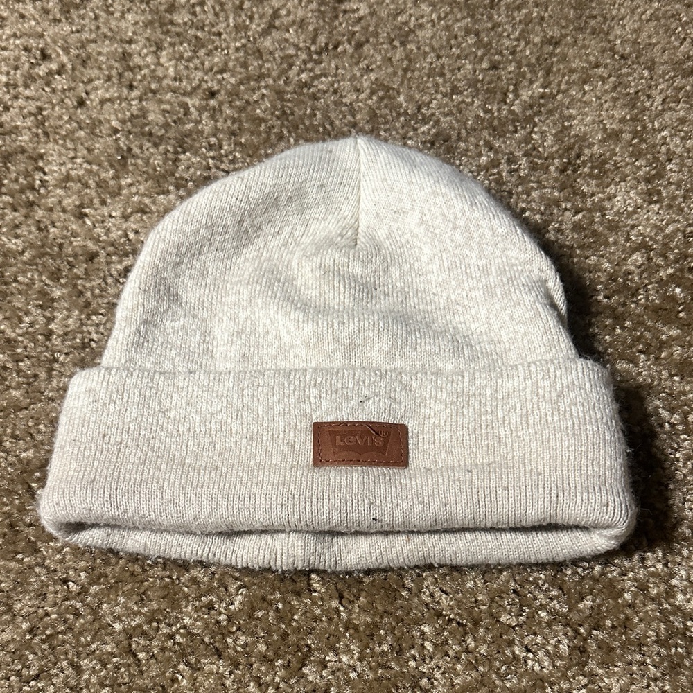 Levi's Light Cream Knit Beanie